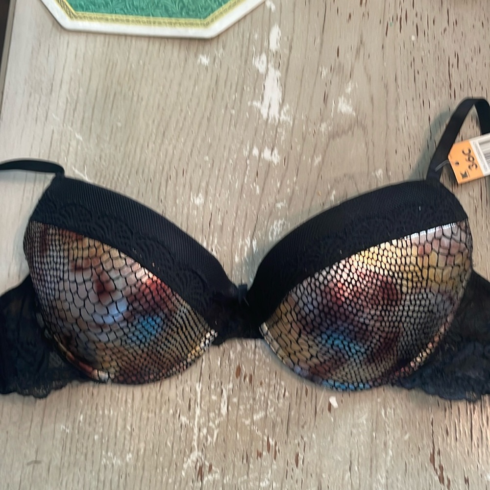 Passion Forever NWT padded bra 36C